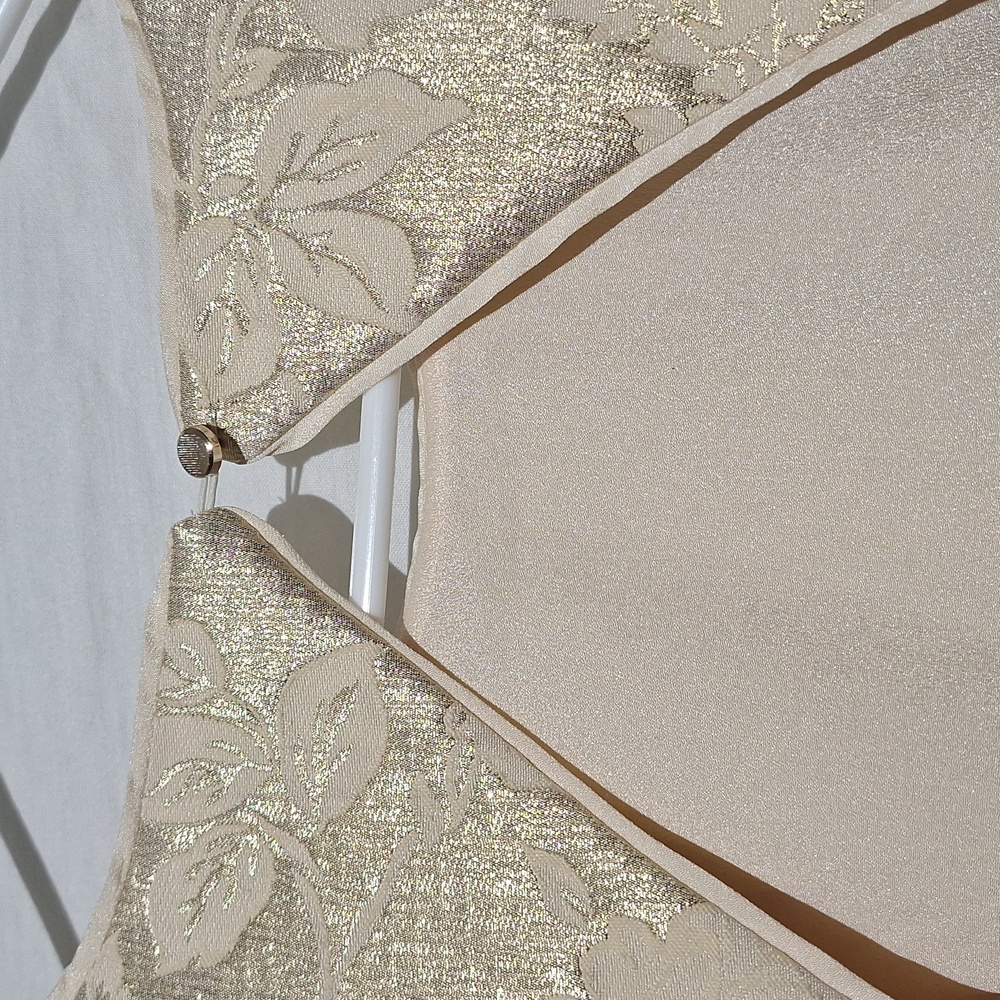 3/$20--Gold Metallic Mini Dress, Floral Rose, Ark & Co. Sz 8, NWOT - Picture 10 of 15